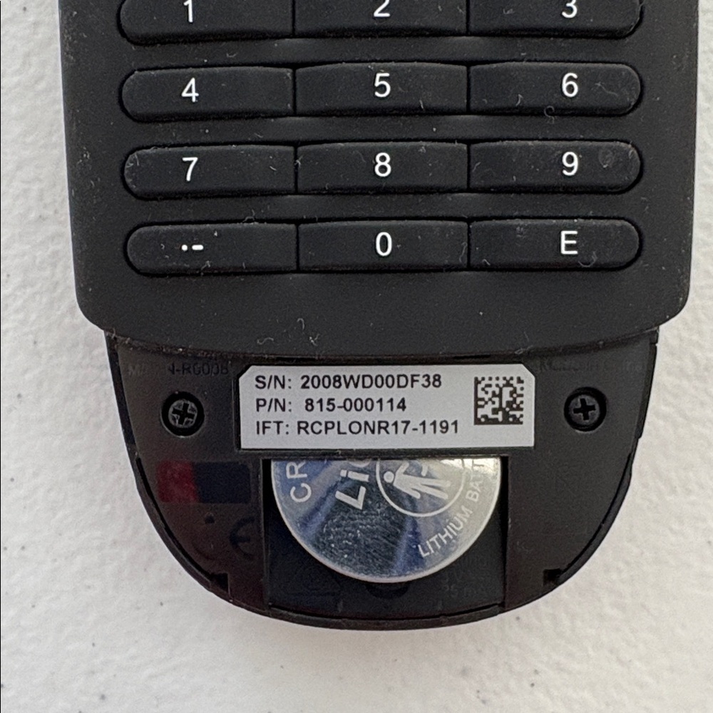 Logitech Harmony Remote Control System w/ Hub O-R0004 - Picture 4 of 5